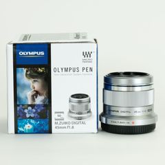 [美品] OLYMPUS M.ZUIKO DIGITAL 45mm F1.8 [シルバー] / マイクロフォーサーズマウント