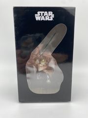 スターウォーズ プレミアム 1/10 スケールフィギュア #ヨーダ