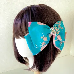 花緑青色のおリボンコーム　一点物❇︎つまみ細工❇︎成人式❇︎卒業式❇︎七五三