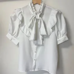 INGNI  フリルカラー ボウタイ リボン付き フェミニン ガーリー 半袖ブラウス  トップス