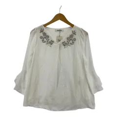 美品  MISCH MASCH ミッシュマッシュ タグ付き Vネック 刺繍 ビジューブラウス sizeF/ホワイト