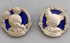 【中古】バッジ・ビンズ ミッキー＆グリム ピンズセット 「ディズニー ツイステッドワンダーランド」のサムネイル