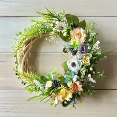 7-29春リース　春待ちリース　ボタニカルリース　ナチュラルリース　北欧　ハーフムーン　三日月リース　カラフルリース　パステルカラー　玄関リース　ドアリース　ディスプレイ　店舗　什器