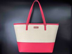 katespade レザー パフィハートロゴ ミディアム ウォレット 美品