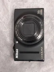 動作品　Nikon COOLPIX S8 コンパクトデジタルカメラ　バッテリー付 Yahoo!オークション - 710万画素 Nikon COOLPIX S8 コンパクト