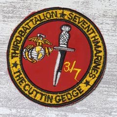 EC64 ベトナム 戦争 ワッペン 剣 3rd Battalion 7th Marines 第7海兵連隊 第3大隊 刺繍 リメイク アメカジ ベトジャン 米軍 赤