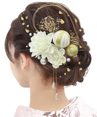 【次回入荷予定なし】和玉 ゴールド かすみ草 髪飾り 袴 パール 髪飾り 着物 入学式 七五三 ボリューム感 金箔 かわいい ドライフラワー 水引 髪飾りセット 浴衣 振袖 レディース 卒業式 前撮り 写真通り 【Baramoly】成人式 和装小物