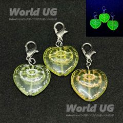 ウランガラス ヴィクトリアンハートビーズチャーム 模様3色 17mm×17mm