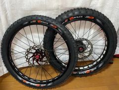 タイヤ　MONTY　20ｲﾝﾁ（ﾌﾛﾝﾄ）、19ｲﾝﾁ（ﾘﾔ）　セット※タイヤのみ