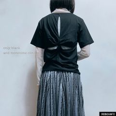 バックはツイスト Tシャツ
