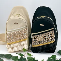 後ろ姿も素敵で行こう♪＊刺繍リボンとレースのボディバッグ＊お出かけが楽しみになるバッグ＊大人可愛い