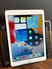 ［訳あり］Apple iPad Air2/32GB/SIMフリー/Wi-Fi+Cellular/ゴールド⬜︎