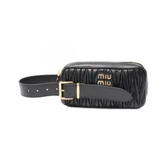 miu miu ブラック キルティング クラッチバッグ Miu Miu Black Matelasse Clutch on Strap (GHW) – VintageSac