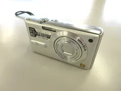 Panasonic デジカメ LUMIX DMC-FX9 ジャンク 充電器付 名作 ジャンク品］パナソニック LUMIX DMC-FX-9 本体バッテリー