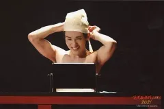 【中古】生写真(ジャニーズ) Snow Man/目黒蓮/横型・ライブフォト・バストアップ・2Lサイズ/「滝沢歌舞伎ZERO 2021」ステージフォト(新橋演舞場Ver.)