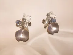 紫花びらノンホールピアス