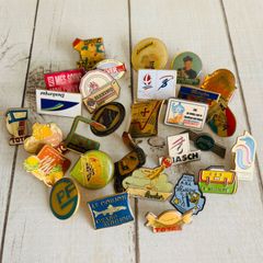 【フランス直輸入】ピンズ 30個 まとめ ピンバッジ ヴィンテージ 留め具付 J003