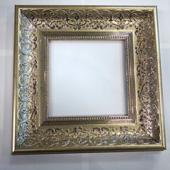 現品限り ミニ額 『5ｘ5ｘ厚1.0cmまでのモノが入る』 シルバー 縁幅6.0cm 樹脂・ ミニ額縁 ミニフレーム 正方形 高級額 DIY ハンドメイド 作品を飾る 棹の端材を使った 小さな額 【1556-S125 150角】