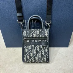 正規品 Dior(ディオール) オブリーク サファリ 北 南 トートバッグ メッセンジャーバッグのサムネイル