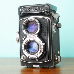 ☆Yashicaflex 二眼レフカメラ レザーケース付き 動作確認済】Yashicaflex ヤシカフレックス 二眼レフカメラ ケース付