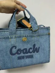 2025年最新】coach ショルダーバッグ デニムの人気アイテム - メルカリ