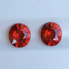 天然　非加熱　スペサルティンガーネット　4.4ct/2pc　ルース　ペア　美濃色　煌めく　高級感　美品　1点物　国内鑑別費用込み