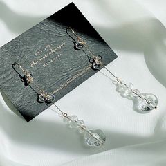 溶けた氷と鈴丸ビーズのバブルロングピアス/フック