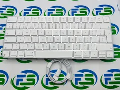 Apple純正 Magic Keyboard (英UK配列) Apple純正 Magic Keyboard (英UK配列) Apple純正 Magic Keyboard