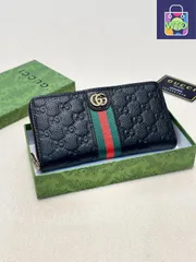【今日特価】Gucci グッチ シングルジッパーハンドウォレットシリーズ 頭層牛皮プレス柄を採用し質感に優れる