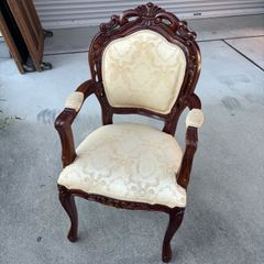 クロシオ フランシスカ チェア 肘付 アンティーク調 ブラウン 猫脚 ロココ調 椅子 ダイニングチェア チェア クロシオ フランシスカチェア 肘付