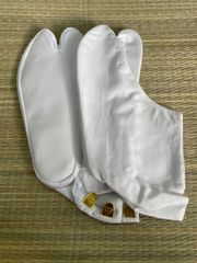 足袋　お子さま用福助足袋　17.0㎝〜21.0㎝　三枚コハゼ　白足袋