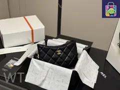 【今日特価】Chanel 24K アームホボバッグ 23×16cm ラムスキン