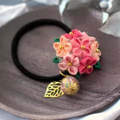 ❁つまみ細工大人かわいい紫陽花カラー＆とんぼ玉ブーケヘアゴム❁ハンドメイドアクセサリー・着物・浴衣和装髪飾り・卒業式・卒園式・入学式・入園式・季節行事・和風ヘアゴム