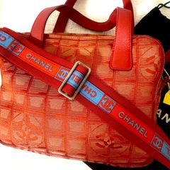 CHANEL シャネル ニュートラベルライン キャップ 赤 ナイロン Mサイズ CHANEL シャネル ニュートラベルライン キャップ 赤 ナイロン M