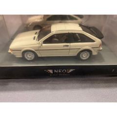 Volkswagen Scirocco GT Scala 色：White メーカー：NEO 新品未使用 1/43ミニカー