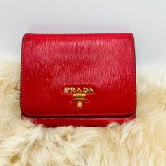 プラダ 二つ折り 財布 ミニ財布 レディース サフィアーノ　レッド  レザー PRADA F1876