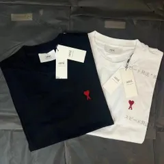 【新品・未使用】ami paris アミパリ レッドハート刺繍入り ユニセックス半袖Tシャツ ブラック＆ホワイト 男女兼用のサムネイル
