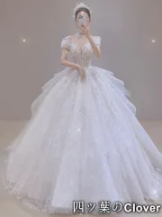 【美品・未使用新品】ウェディングドレス　キラキラストーン＆パール　プリンセスライン