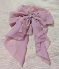 新品未使用☆シフォン生地とワンポイントがポイント☆使い方色々☆オシャレに決まります☆これからのシーズンに☆リボンバレッタ☆