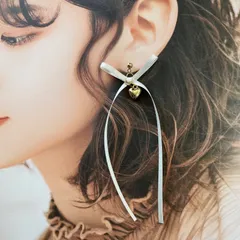 【 イヤカフ / ピアス / イヤリング 】サテンリボン ゴールド ハート ロング ホワイトリボン お呼ばれ 結婚式 ウェディング 耳飾り アレルギー対応