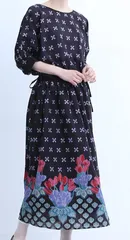 【merlot plus】エキゾチックソイル柄半袖ワンピース