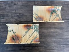 鉄赤焼〆織部琉竹割型八寸口変皿2枚セット