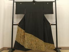 平和屋着物■豪華黒留袖　駒刺繍　草花文　金彩　正絹　逸品　BAAS0785sa