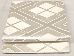 ⚫︎中古⚫︎丸帯⚫︎シルバー系⚫︎婚礼用掛下帯としても最適 