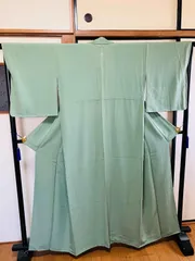 着物 色無地 正絹 / 緑色系 グリーン系 / 一つ紋 身丈約156cm 裄丈約66.5cm 袖幅約51cm 後幅30cm 前幅24.5cm TCS着物 W45