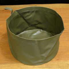 ドイツ軍放出品 折りたたみ式バケツ 防水  [ 大 / 良い ]