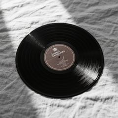 ONE PIECE FILM RED ウタ 逆光 限定オリジナルアナログレコード - メルカリ