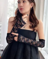 レース 手袋 黒 白 フォーマル 結婚式 ブライダル 花嫁 演奏会 発表会 コーラス ダンス衣装 コスプレ 指なし レディース 総レースロンググローブ