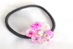 かすみ草のヘアゴム