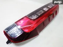 純正テールランプ／トヨタ 80系 ノア・エスクァイア トヨタ 80系 ノア エスクァイア 純正テールランプ
